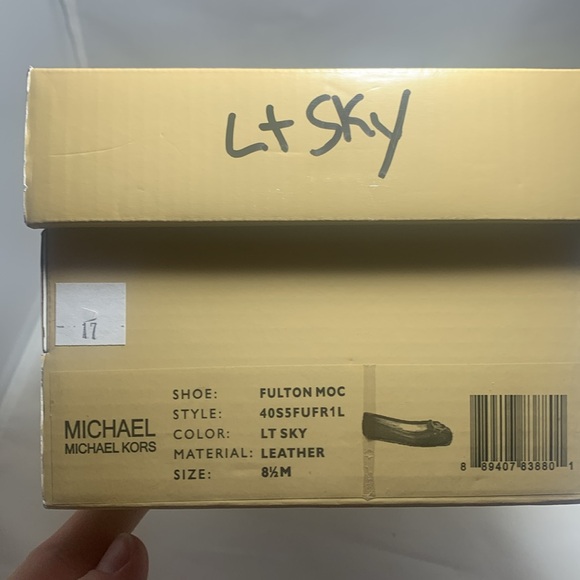 MICHAEL KORS Fulton Moccasin 40S5FUR1L in LT SKY, Leather in 8.5M - Picture 2 of 14